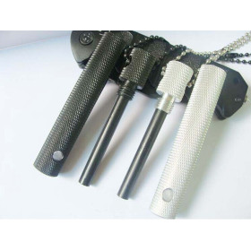 Survival fire starter with compass  corrosion resistant UD06030